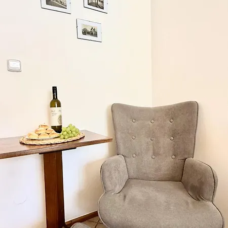 A Vinoteka Hrozen 3*